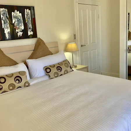 Castle Serviced Apartments-3